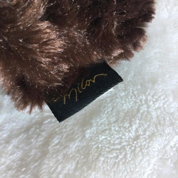 Bundle of Two Plush Chocolate Brown Faux Fur Scarves Oblong and Infinity NWOT - Picture 9 of 11